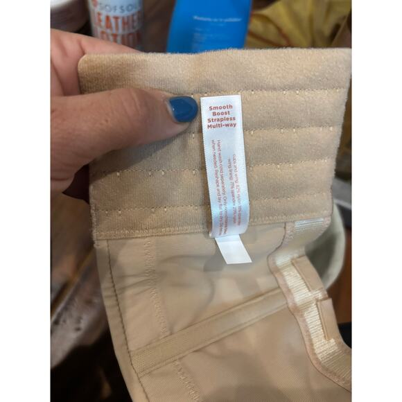 Cacique Smooth Boost Strapless Multi-Way Bra Size 48DD NWT (Missing One Strap) - Picture 5 of 7